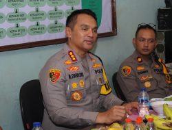 Kapolres Metro Jakarta Barat Ingatkan Warga RW 02 Kel. Duri Selatan untuk Jaga Kamtibmas menjelang Pemilu 2024