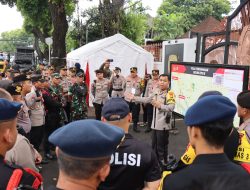 Polri Terjunkan 967Personel Gabungan, Amankan Aksi di KPU RI