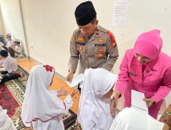 Peduli SesamaPolsek Setiabudi Beri Santunan kepada Puluhan Anak Yatim Piatu
