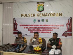 POLRI MENGGELAR PEMUSNAHAN SAJAM MENJELANG BULAN PUASA