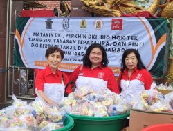 250 Paket Takjil Dibagikan Untuk Warga Berbuka Puasa Di Pelataran Bio Hok Tek Tjeng Sin