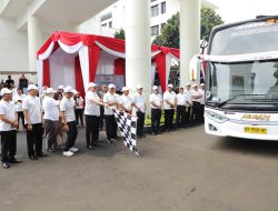 ST Burhanuddin membuka acara pelepasan Mudik Bareng Jaksa Agung 2024 Sediakan 14 Bus