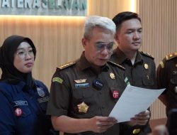 TERSANGKA HZ DITAHAN DALAM PERKARA DUGAAN TINDAK PIDANA KORUPSI, KOLUSI, DAN NEPOTISME DI KONI PROVINSI SUMSEL TENTANG PENCAIRAN DEPOSITO DAN UANG HIBAH PEMERINTAH DAERAH PROVINSI SUMSEL TENTANG PENGADAAN BARANG BERSUMBER APBD
