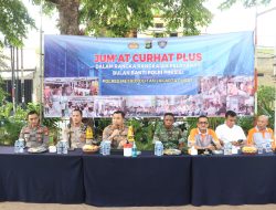 Jum’at Curhat Plus Kapolres Metro Jakarta Pusat Dalam Rangkaian Pelayanan Bulan Bakti Polri Presisi Bersama warga di Taman Pirus Kemayoran