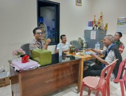 Bhabinkamtibmas Dan Babinsa Kampung Rawa Kunjungan Ke Pos Sekretariat RW