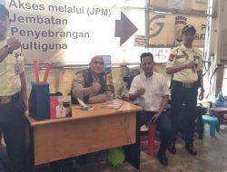 Patroli Dialogis Bhabinkamtibmas Kampung Bali Ke JPM Stasiun Tanah Abang