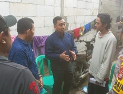 Kapolres Metro Bekasi Kota Berikan Santunan kepada Orang Tua dari Korban Pembunuhan Bocah di Bekasi