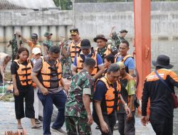 Karya Bakti di Sungai Ciliwung dalam Rangka Memperingati HUT TNI ke-79 Tahun
