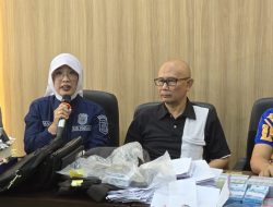 OTT Korupsi di Sumatera Selatan: Kepala Disnakertrans dan Staf Pribadi Ditahan