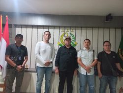 Tim SIRI Kejagung Tangkap DPO Korupsi Muhammad Khairuddin di Bandara Ngurah Rai