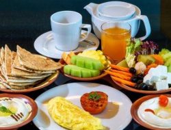Tips Menjaga Kesehatan Lambung Saat Berpuasa