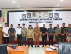 RAPAT PARIPURNA DEWAN PERWAKILAN RAKYAT DAERAH KABUPATEN PADANG PARIAMAN.