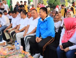 Polres Metro Bekasi Kota Gelar Pelayanan Publik Dalam Rangka HUT Bhayangkara Ke.79 Saat Car Free Day disambut Antusias Warga.