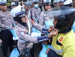 Jumat Peduli Polda Metro Jaya: Sinergi Polisi dan Ojol Wujudkan Jakarta Aman dan Nyaman