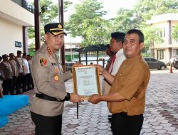Warga Bantu Polisi Ungkap Narkoba, Polres Jakpus Beri Penghargaan