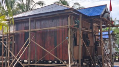 Satgas TMMD Ke-128 Kodim 1710/Mimika: Pemasangan Atap Rampung, Progres Pembangunan 5 Rumah Capai 90 Persen