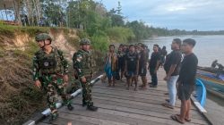 KOOPS TNI HABEMA EVAKUASI 44 WARGA PENDULANG EMAS DARI WILAYAH RAWAN GANGGUAN KEAMANAN DI AWIMBON