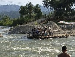 30 Ribu Warga Kayutanam Bertaruh Nyawa Setiap Hari, Jembatan Anduriang Tak Kunjung Dibangun,Entah Sampai Kapan?