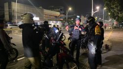 Brimob Polda Metro Jaya Gagalkan Tawuran di Cawang, 2 Sajam Diamankan