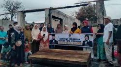 Bantuan Kebakaran Partai NasDem Peduli Disalurkan kepada Warga Kayutanam Terdampak Musibah