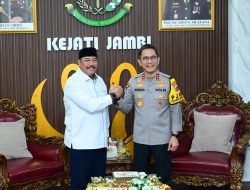 Kapolda Jambi Hadir Langsung ke Kejati, Sampaikan Ucapan Selamat Hari Lahir Kejaksaan RI