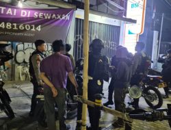 Brimob Polda Metro Jaya Bubarkan Tawuran di Cakung, Dua Bilah Sajam Diamankan