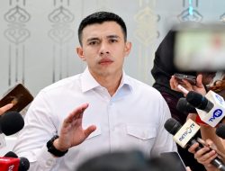 Mari Bersatu Membangun Indonesia yang Sejahtera, Menjunjung Tinggi Hukum dan Konstitusi