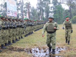 Upacara HUT TNI ke-81 di Yahukimo Berjalan Khidmat di Lapangan Abyu
